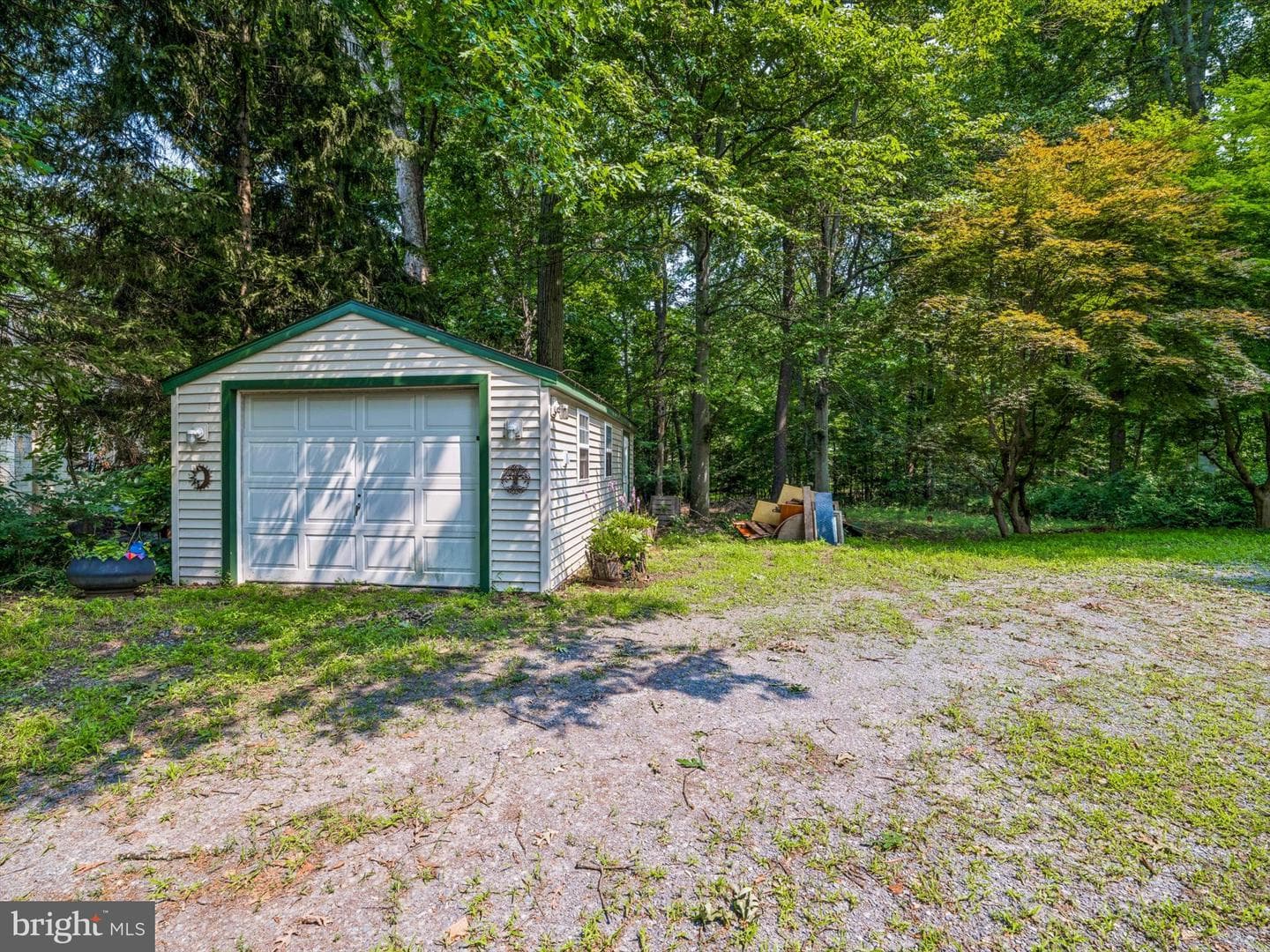 2843 Flowing Springs Road photo 5