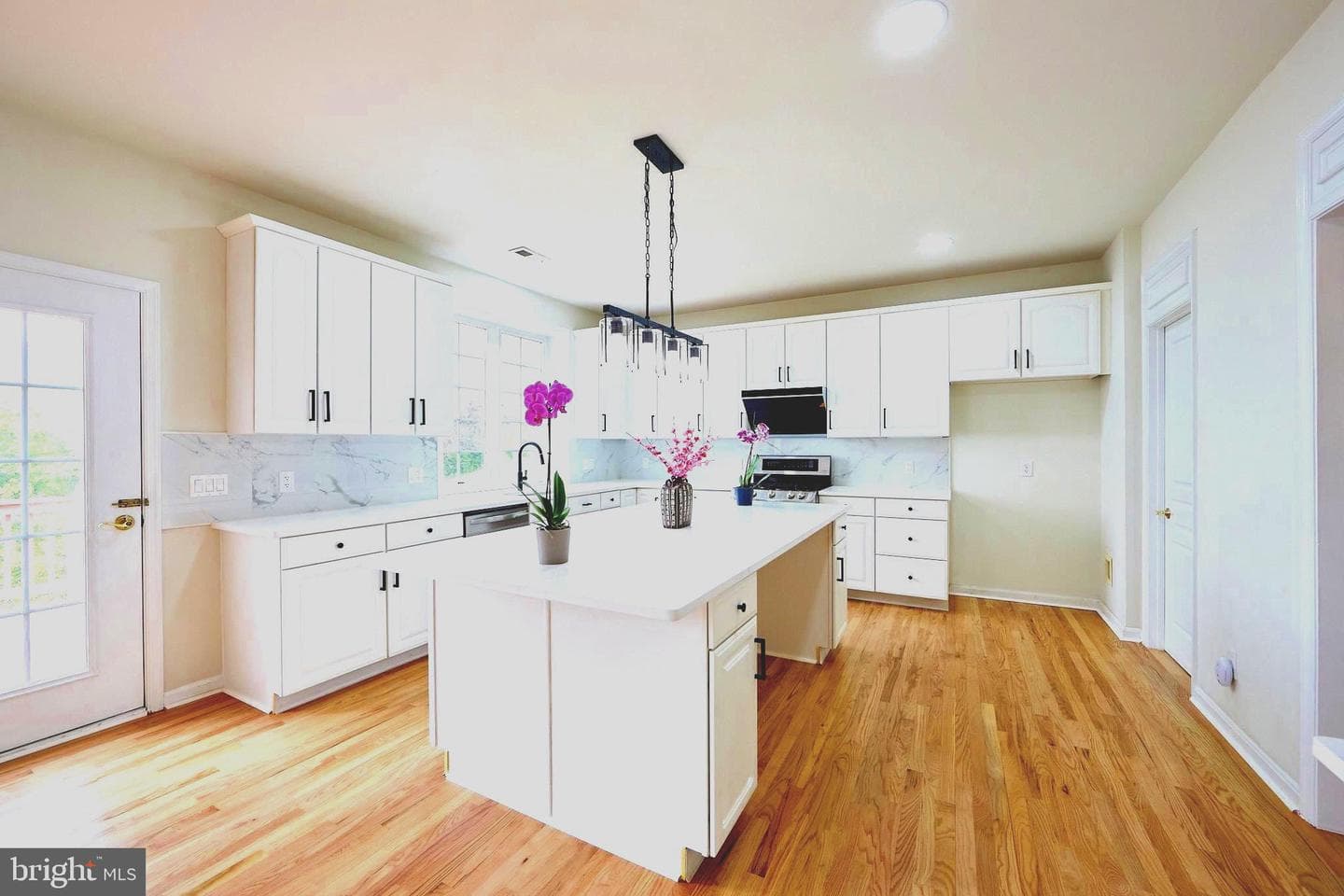 184 Magnolia Drive photo 3