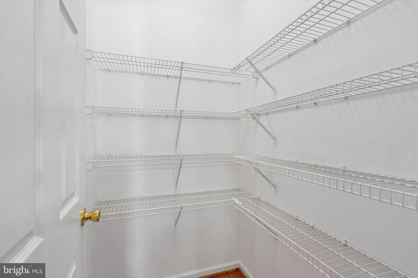 278 Yorktown Court photo 10