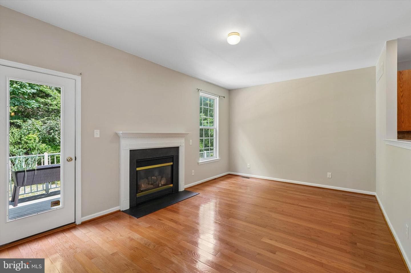 278 Yorktown Court photo 11