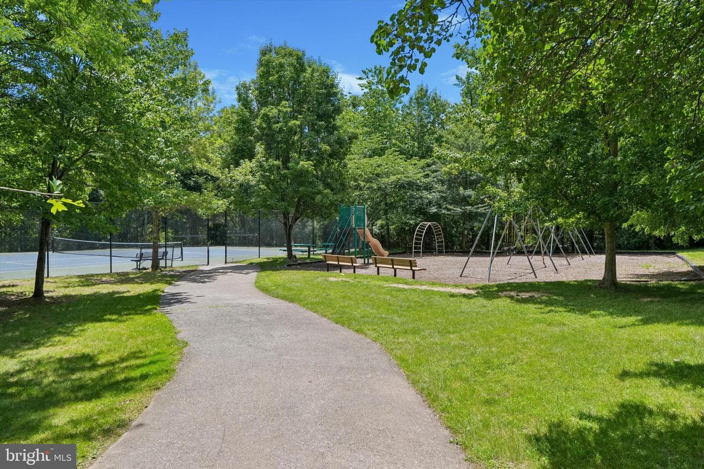 278 Yorktown Court photo 33