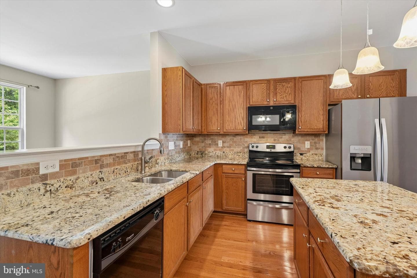 278 Yorktown Court photo 7