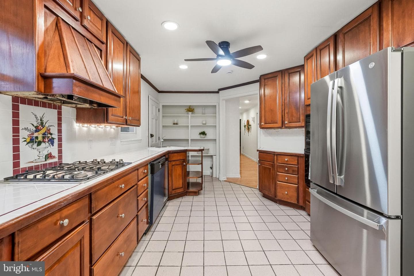 610 W Market Street photo 14