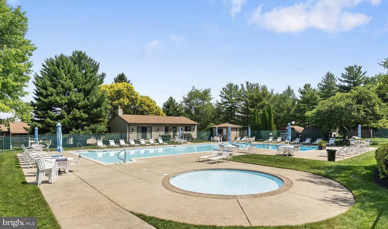 1401 Raintree Lane #1401 photo 26