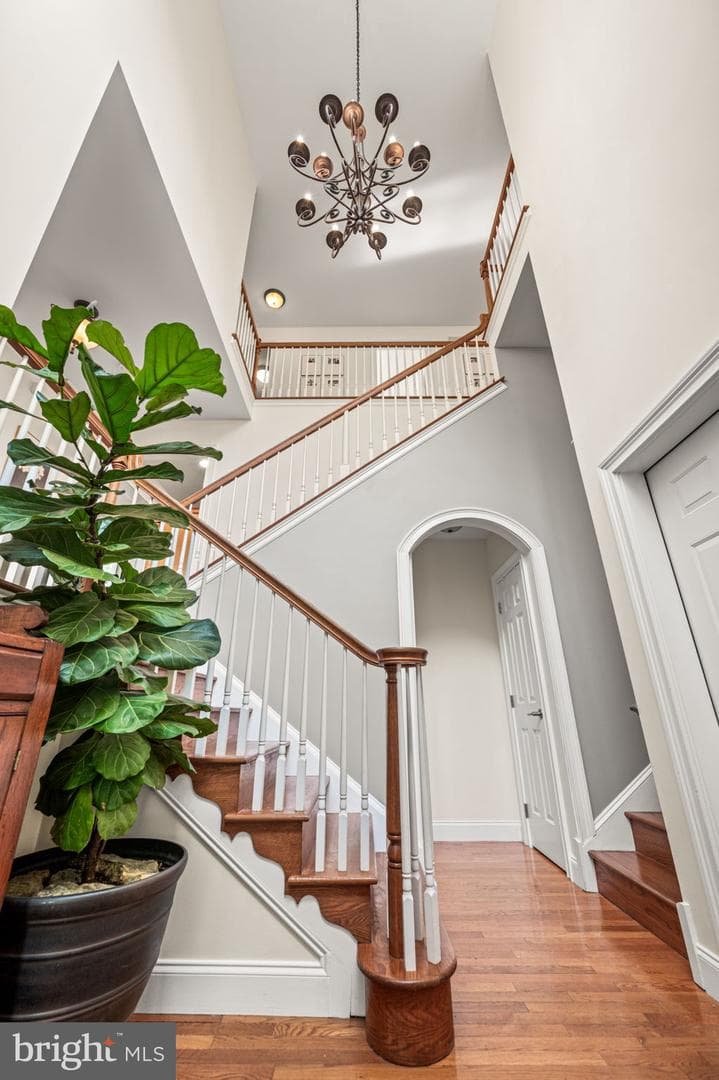 232 Vincent Road photo 4