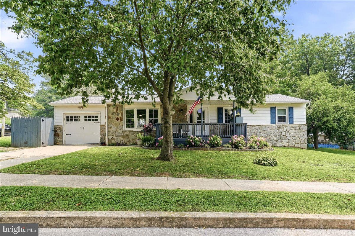 301 Delaware Avenue, Oxford