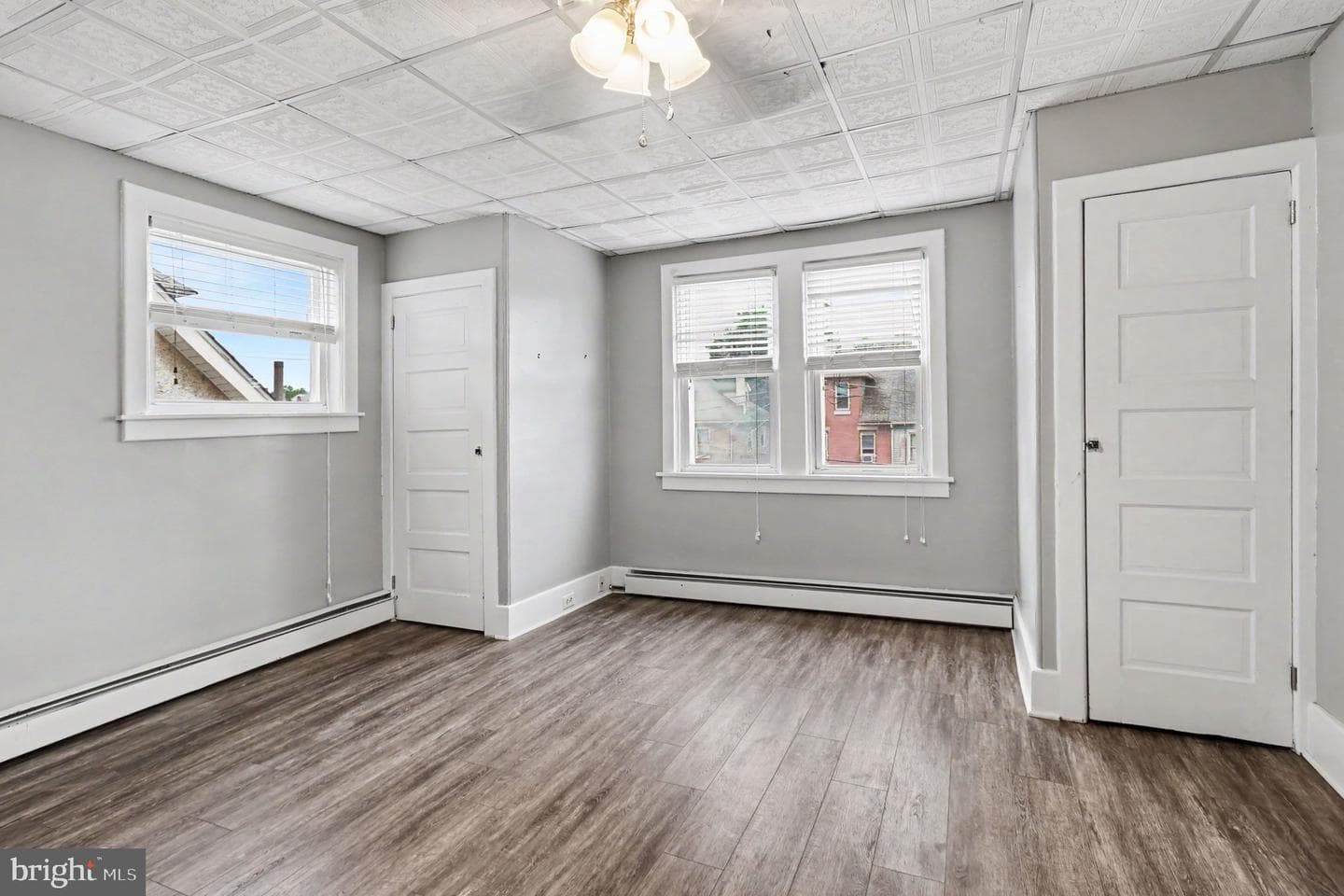 624 Bridge Street photo 17