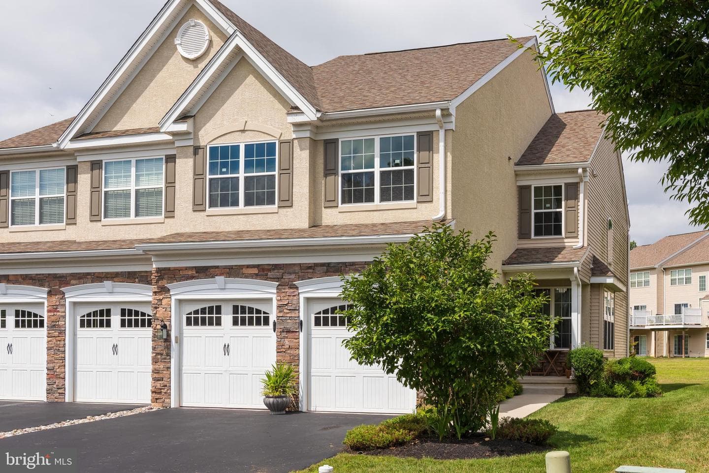 2604 Rockledge Court photo 4
