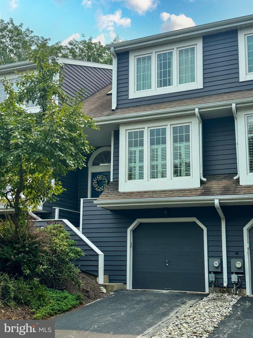 103 Whistling Swan Lane, Downingtown