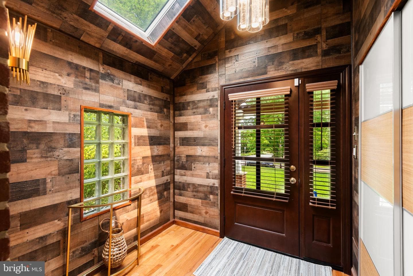 1291 Thomas Road photo 6
