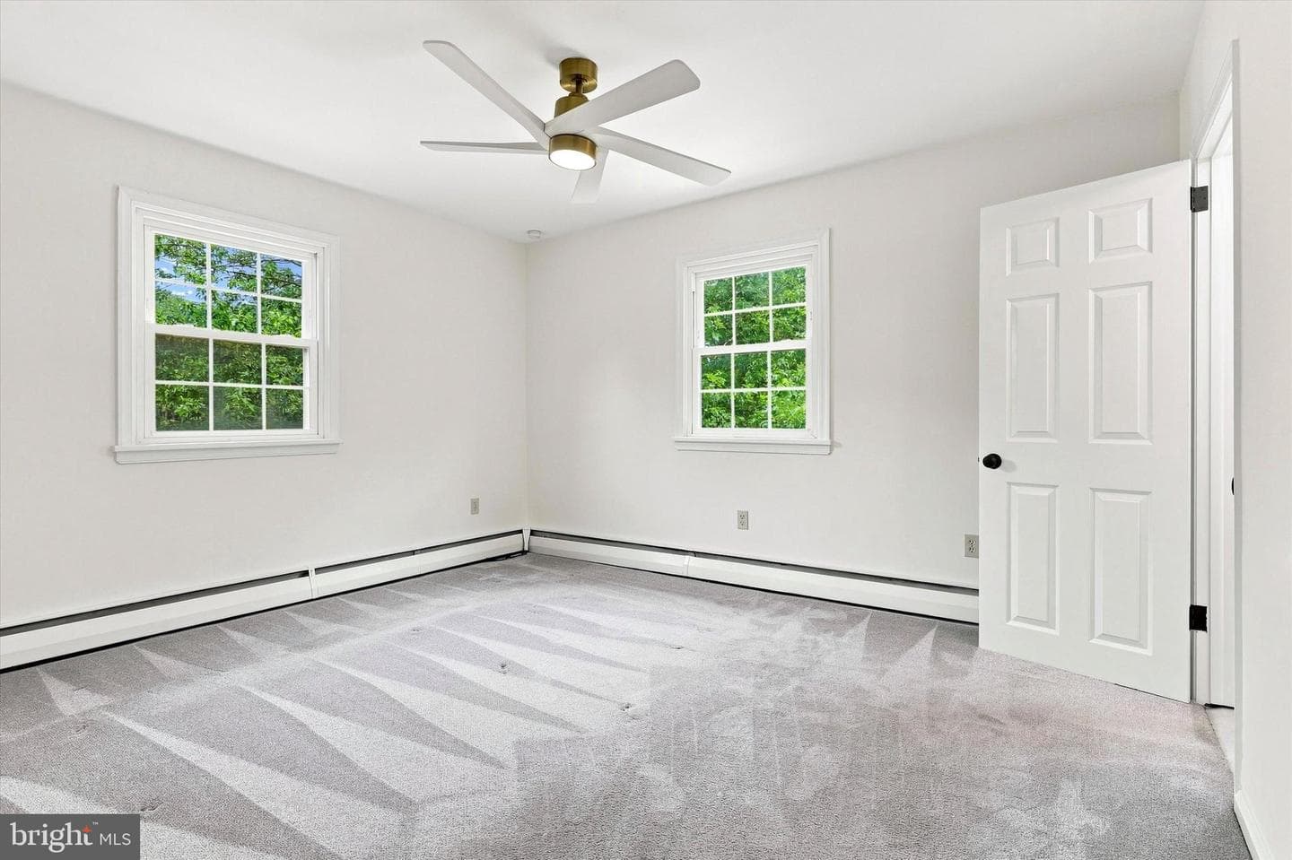 303 Landsende Road photo 14