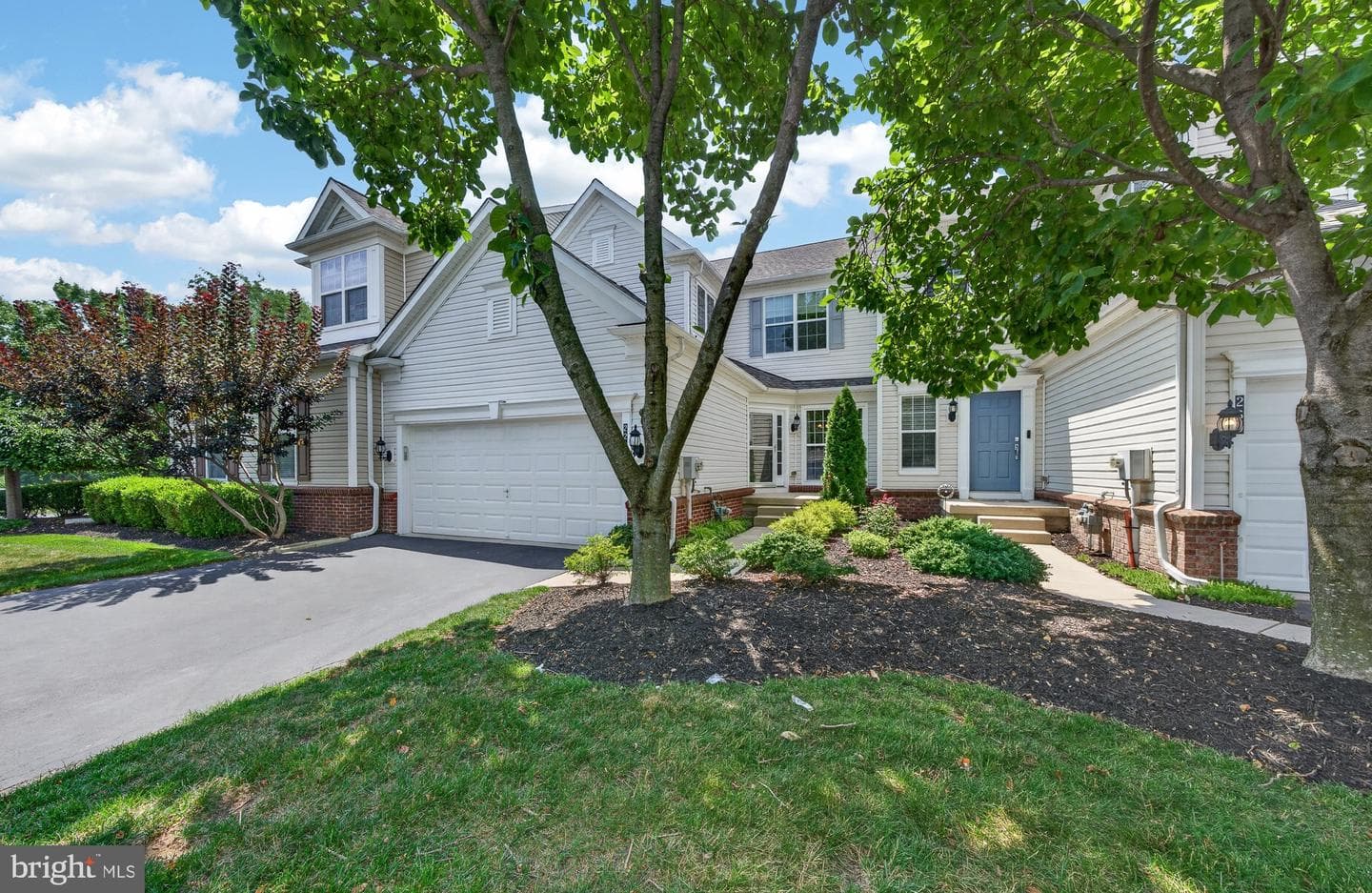 228 N Caldwell Circle photo 3