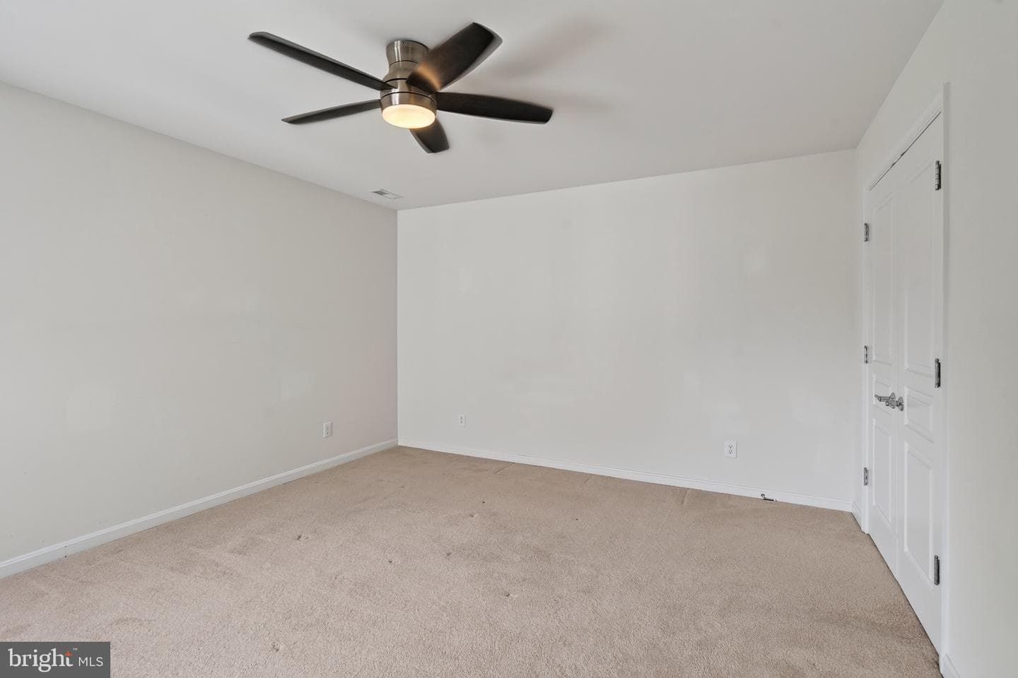 228 N Caldwell Circle photo 47