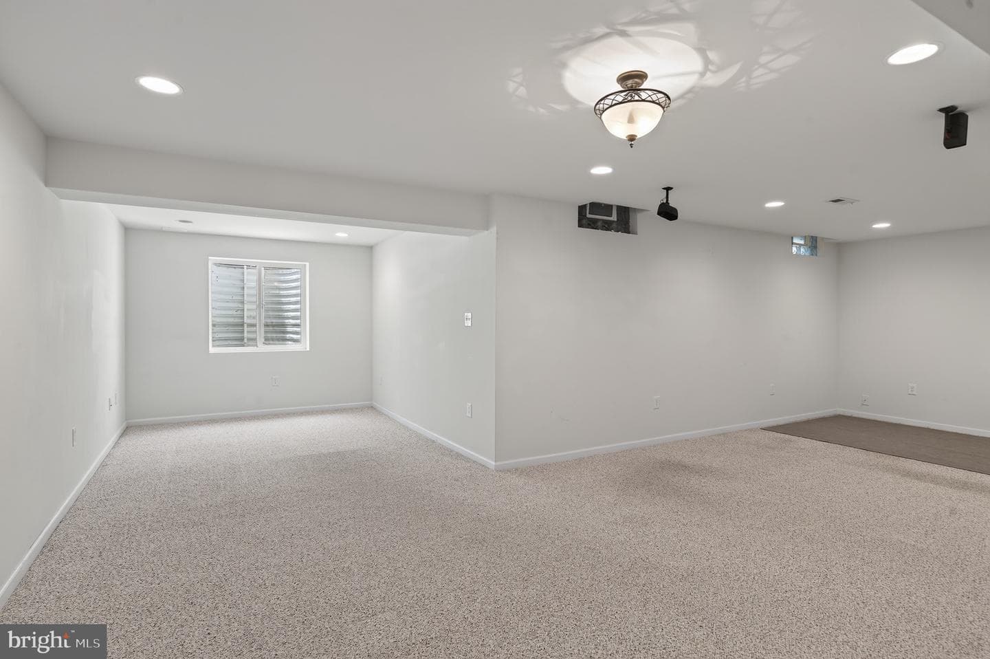 228 N Caldwell Circle photo 56