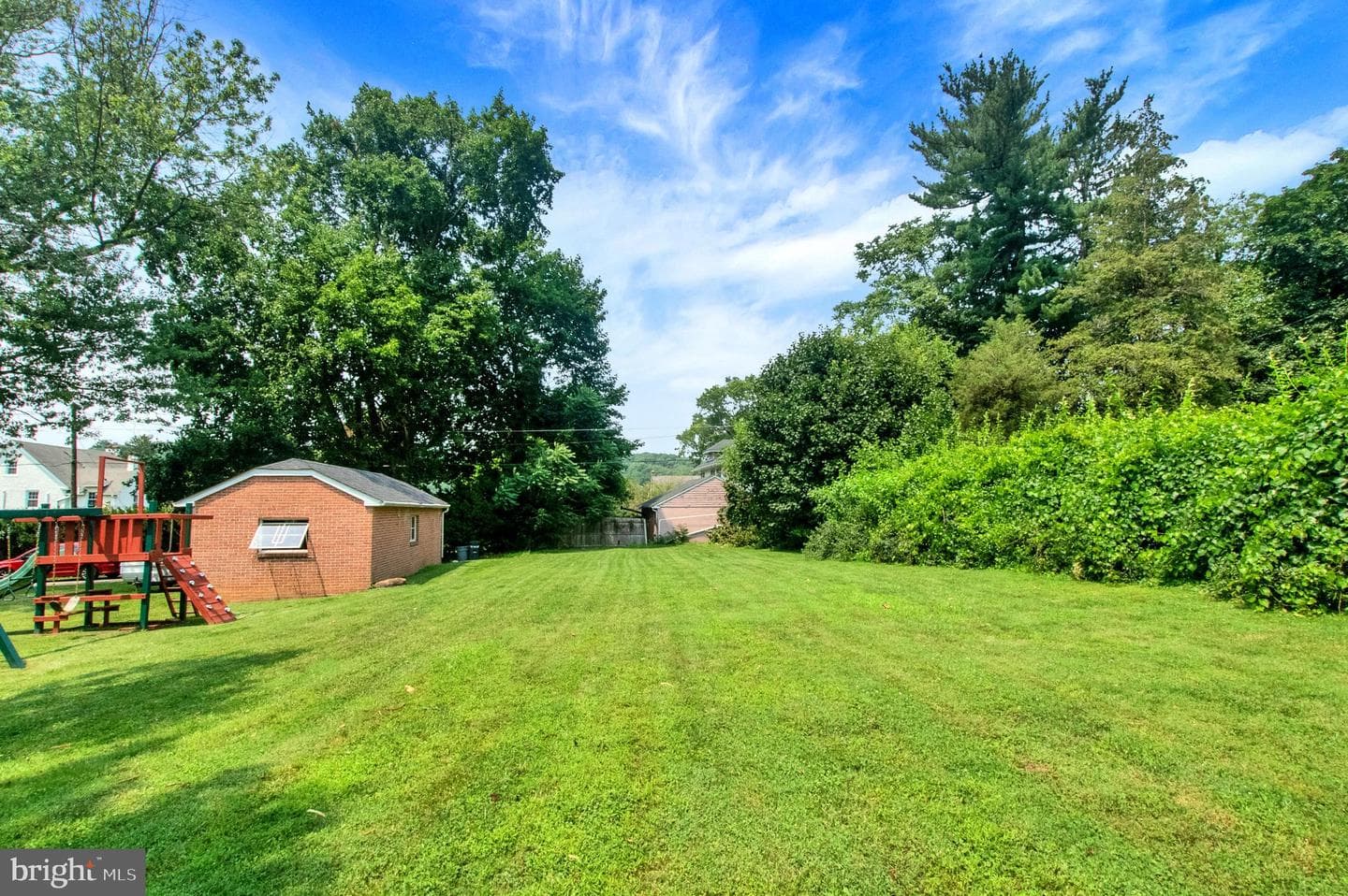1305 Stirling Street photo 30