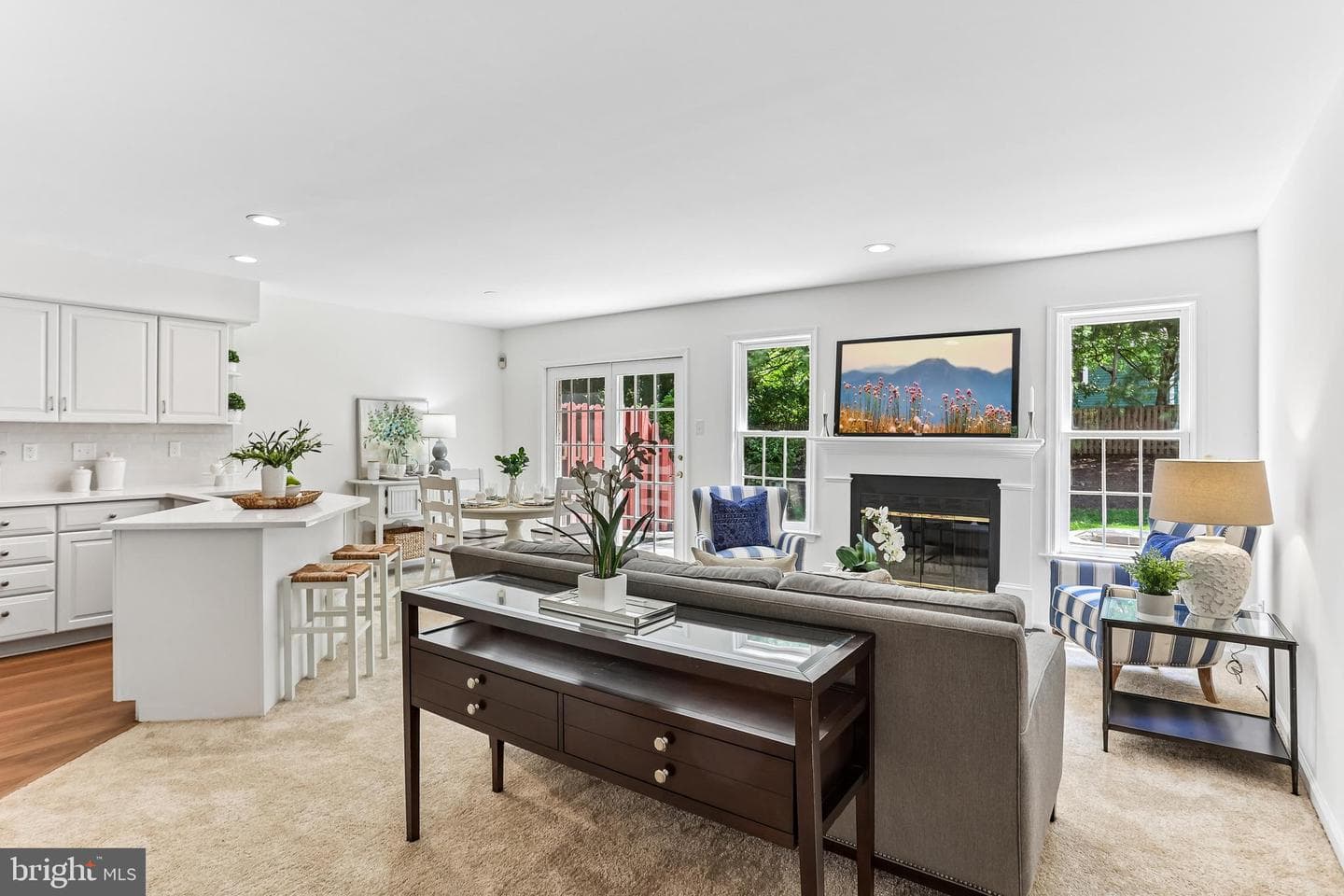 103 Brighton Circle photo 4