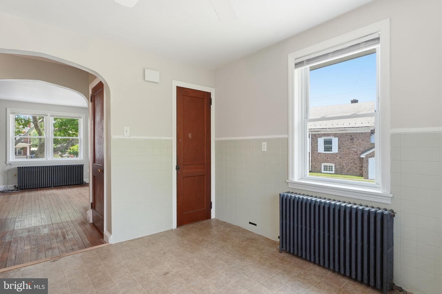 107 E Main Street photo 46