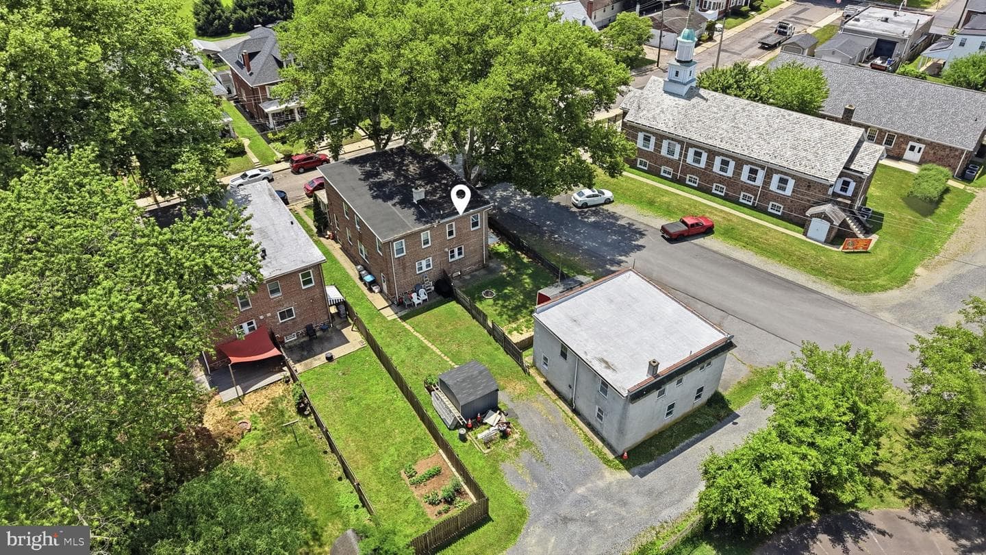 107 E Main Street photo 53