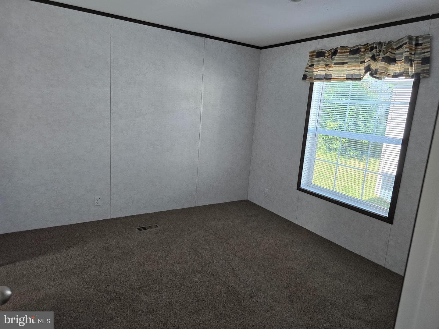 3591 Mobile Road photo 12