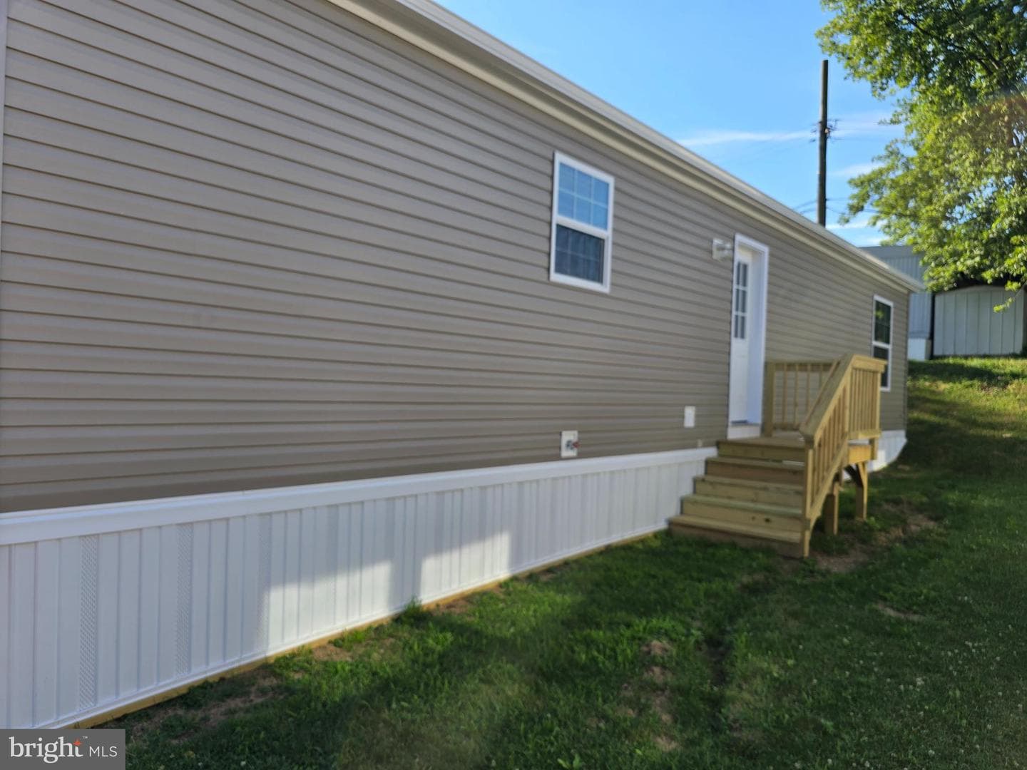 3591 Mobile Road photo 2