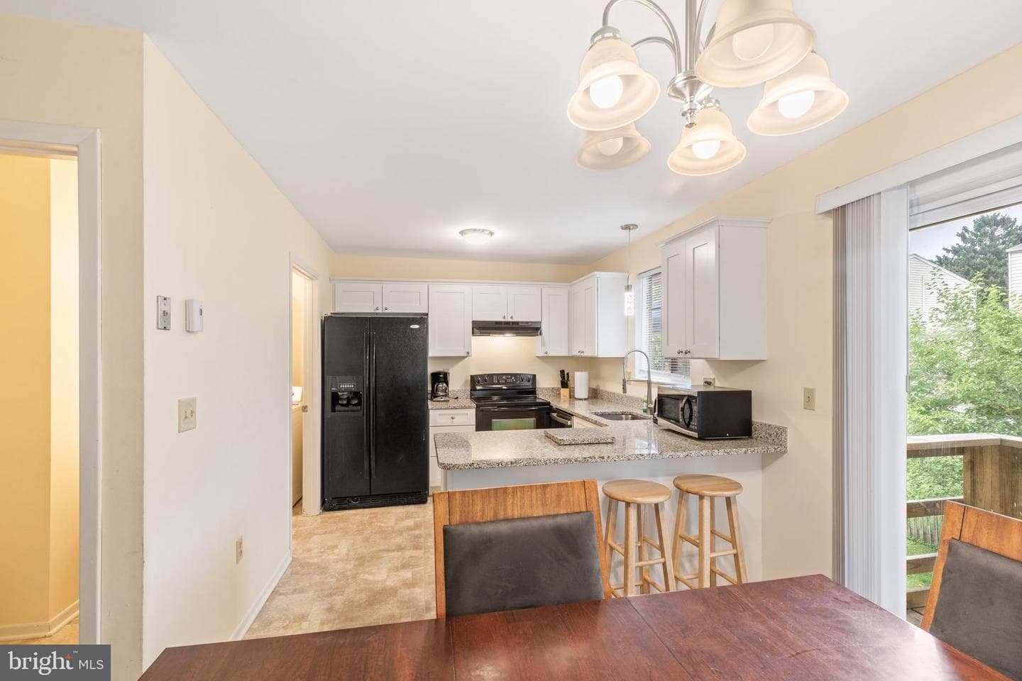 276 Broad Street photo 6
