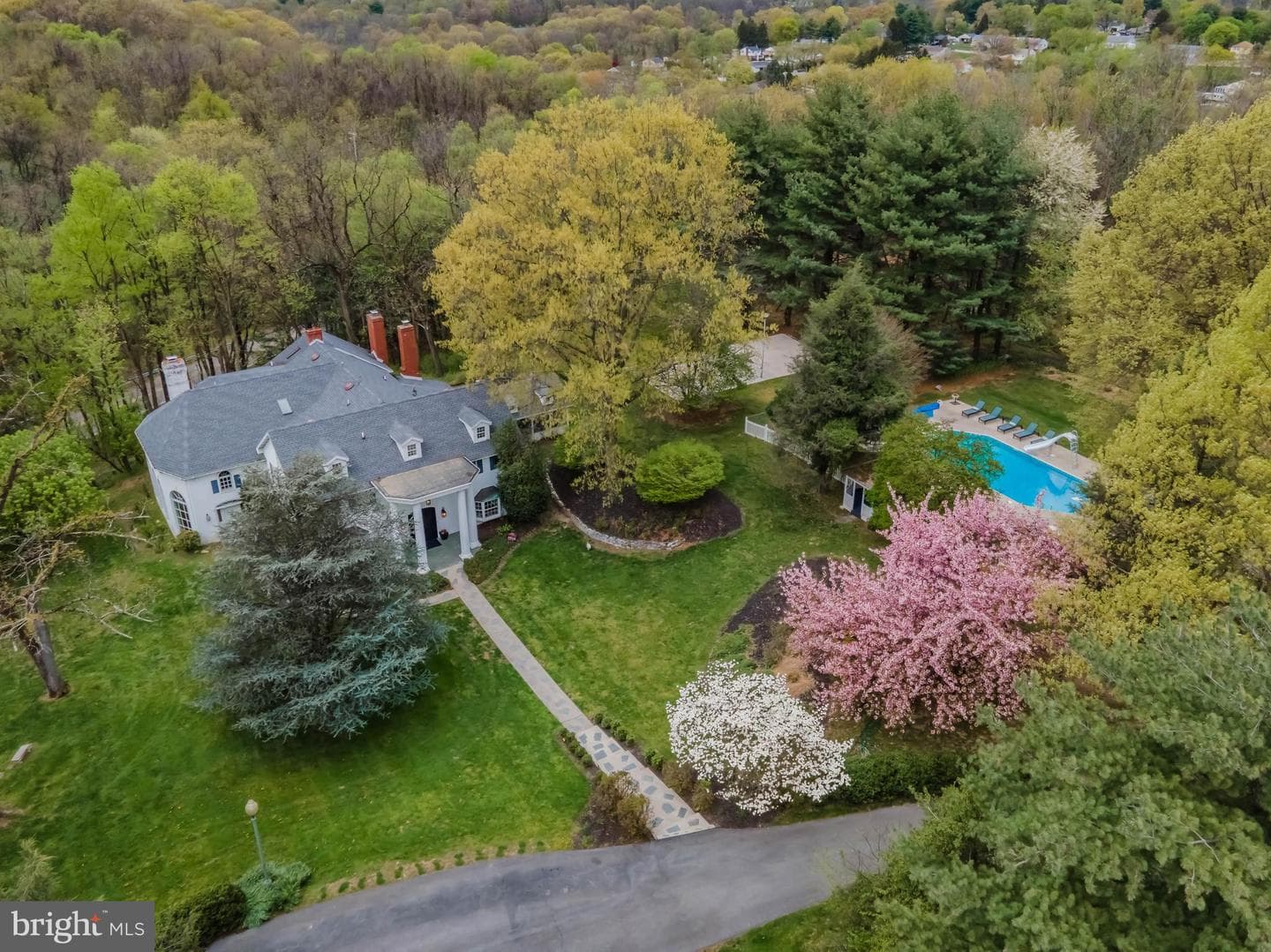 1485 Fairmont Drive, Harrisburg