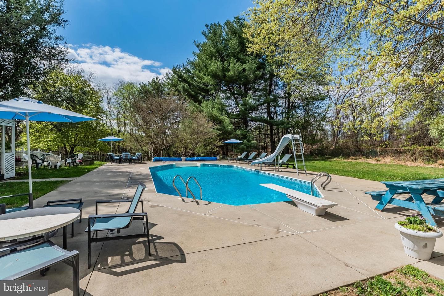 1485 Fairmont Drive photo 10