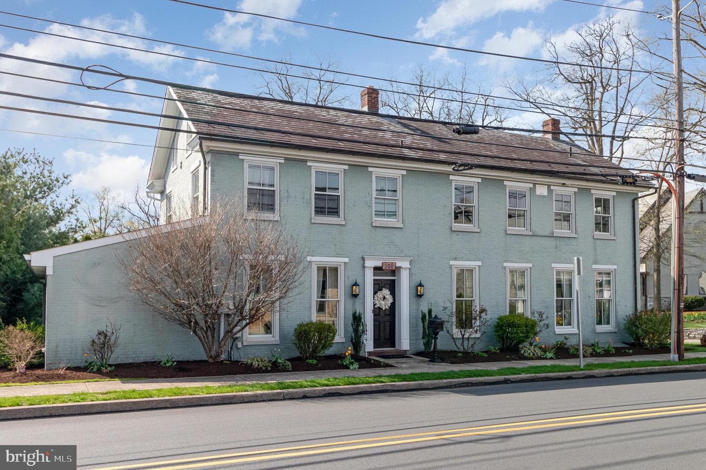 308 E Derry Road