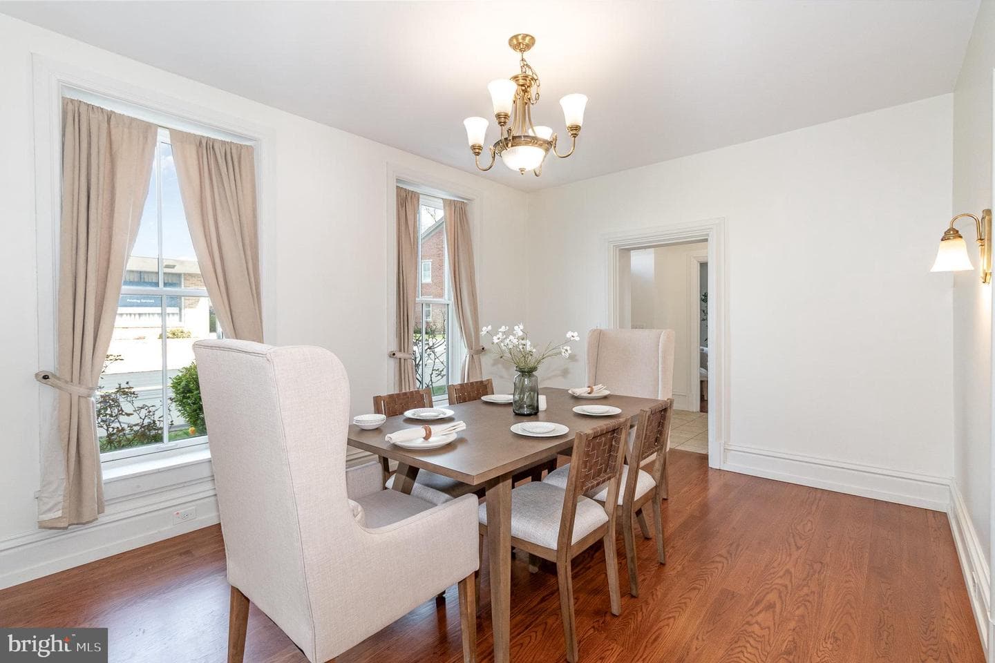 308 E Derry Road photo 4