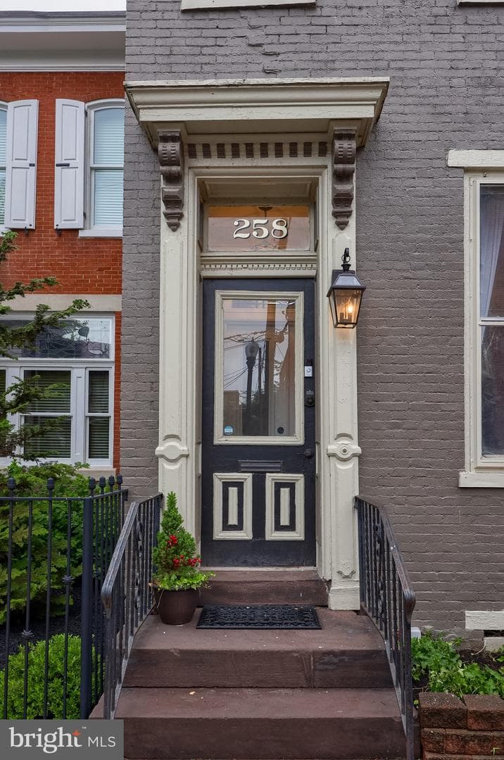258 Herr Street photo 4