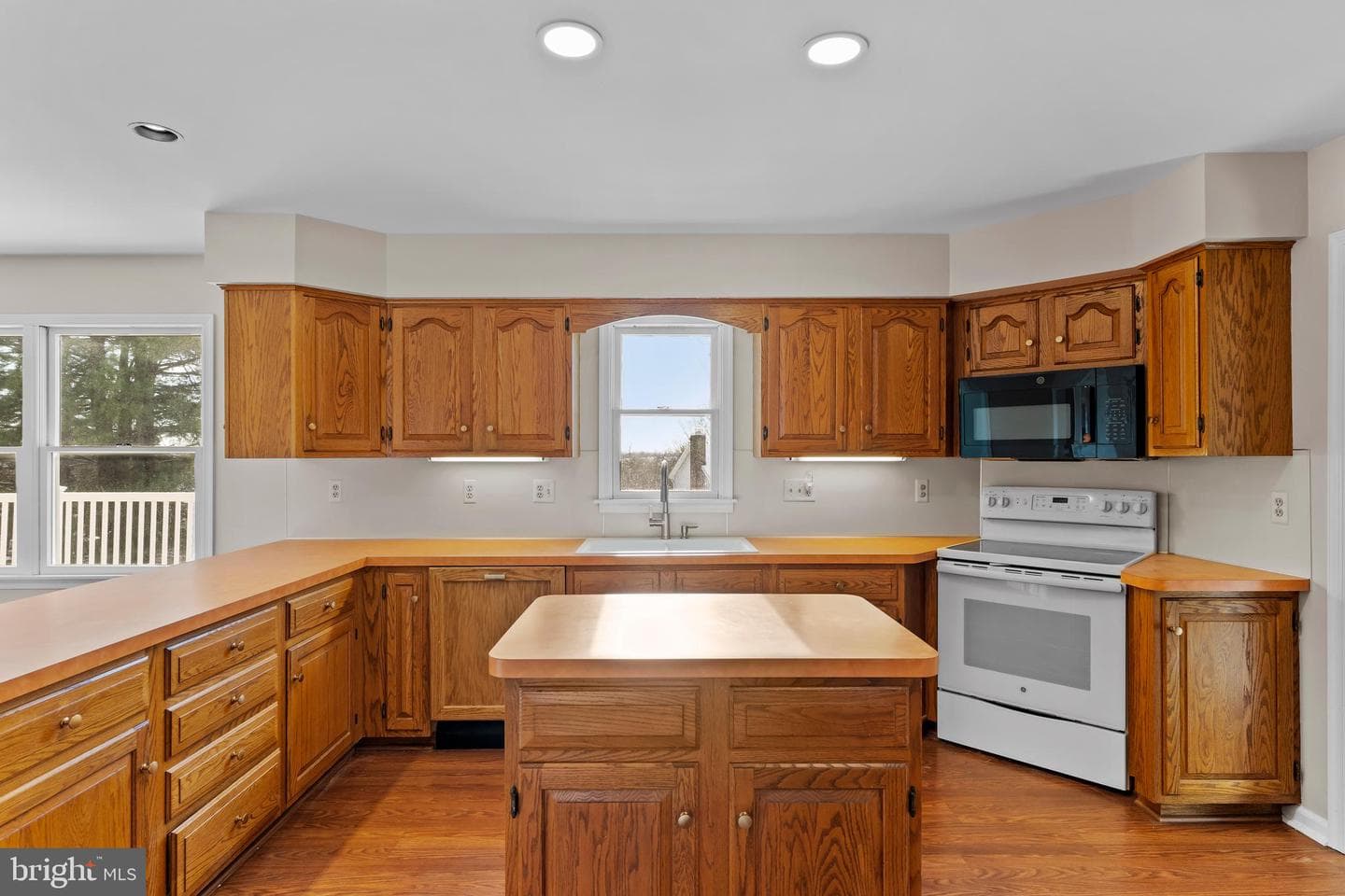 2415 W Bayberry Drive photo 28