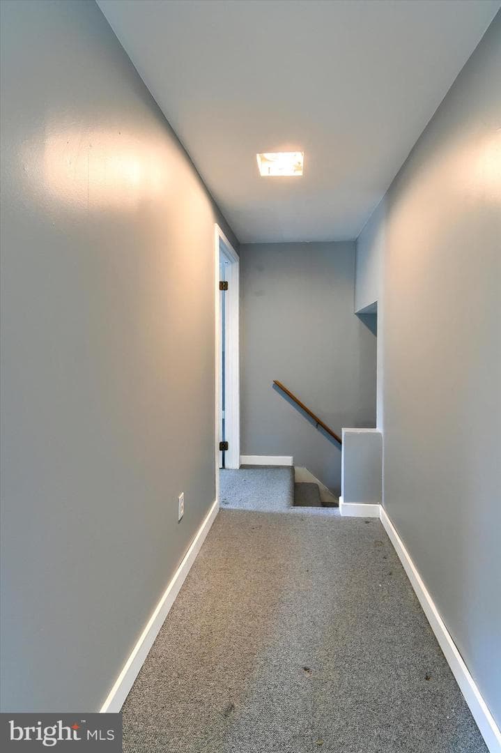 139 Hollywood Drive photo 31