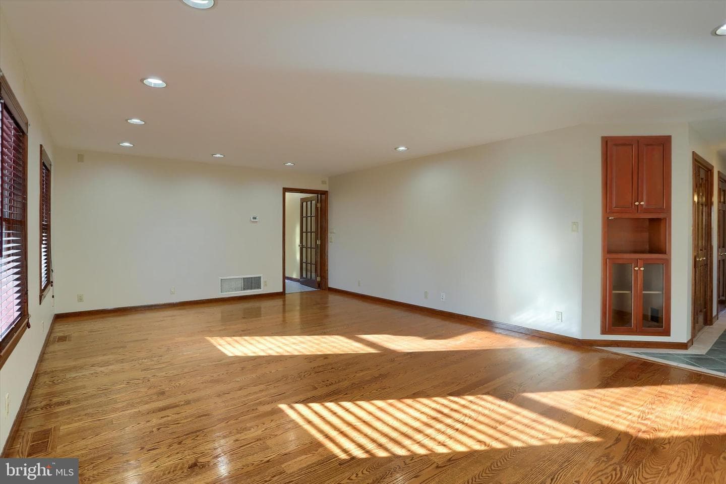 211 Frederick Street photo 17