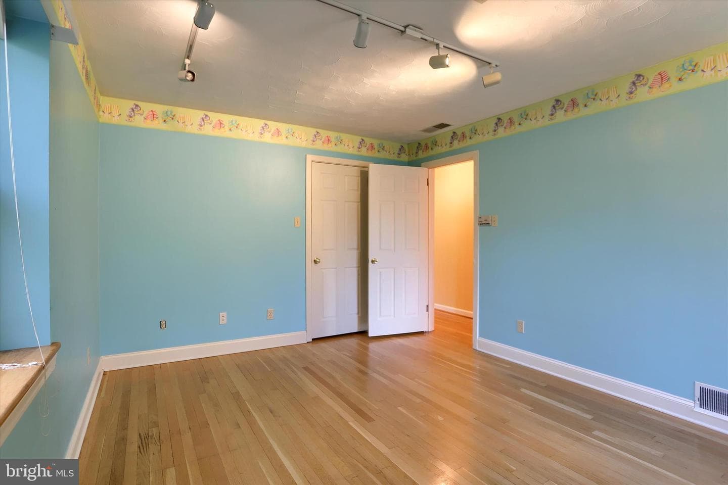211 Frederick Street photo 25