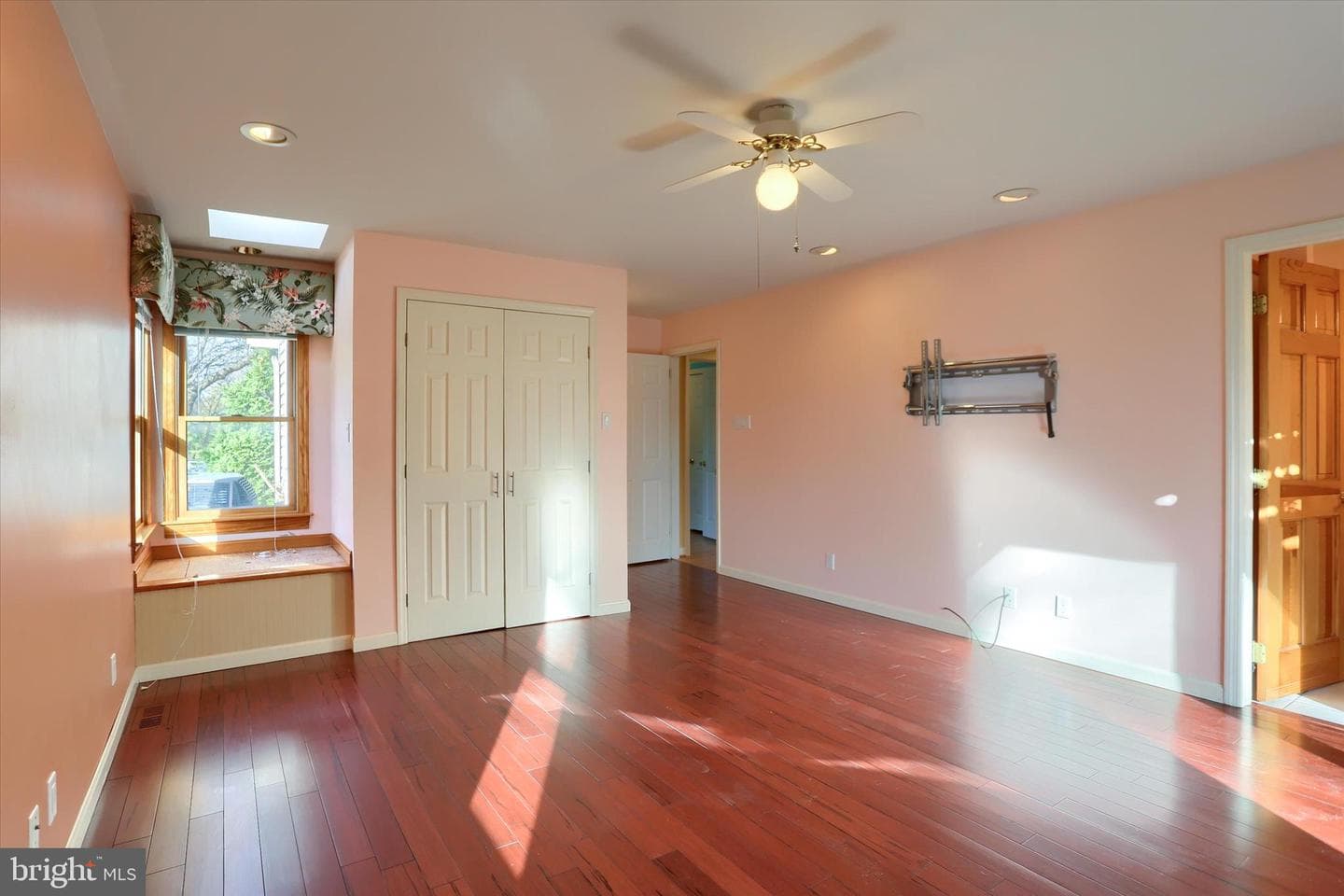 211 Frederick Street photo 30