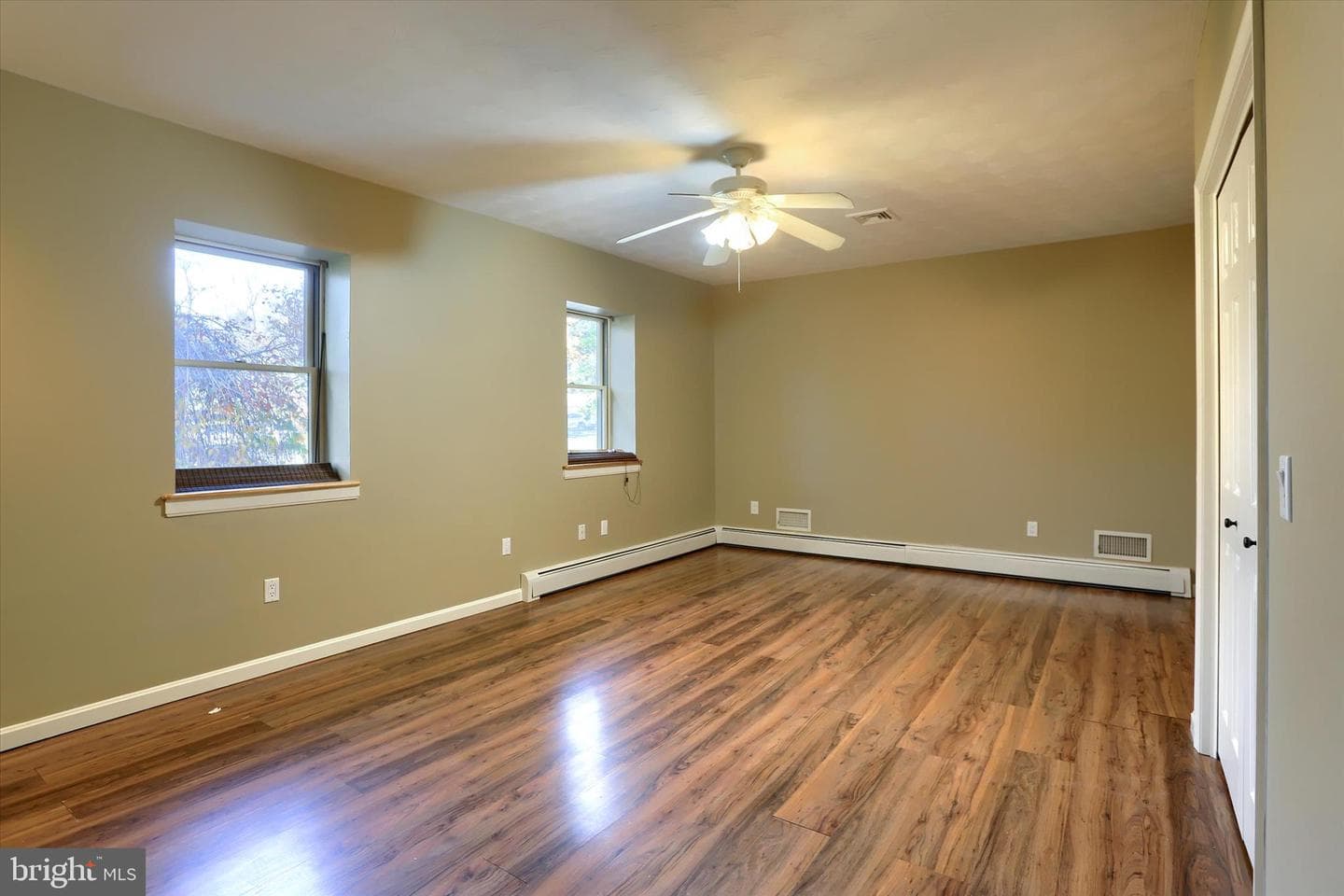 211 Frederick Street photo 38