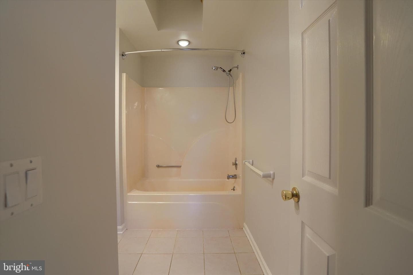 211 Frederick Street photo 40
