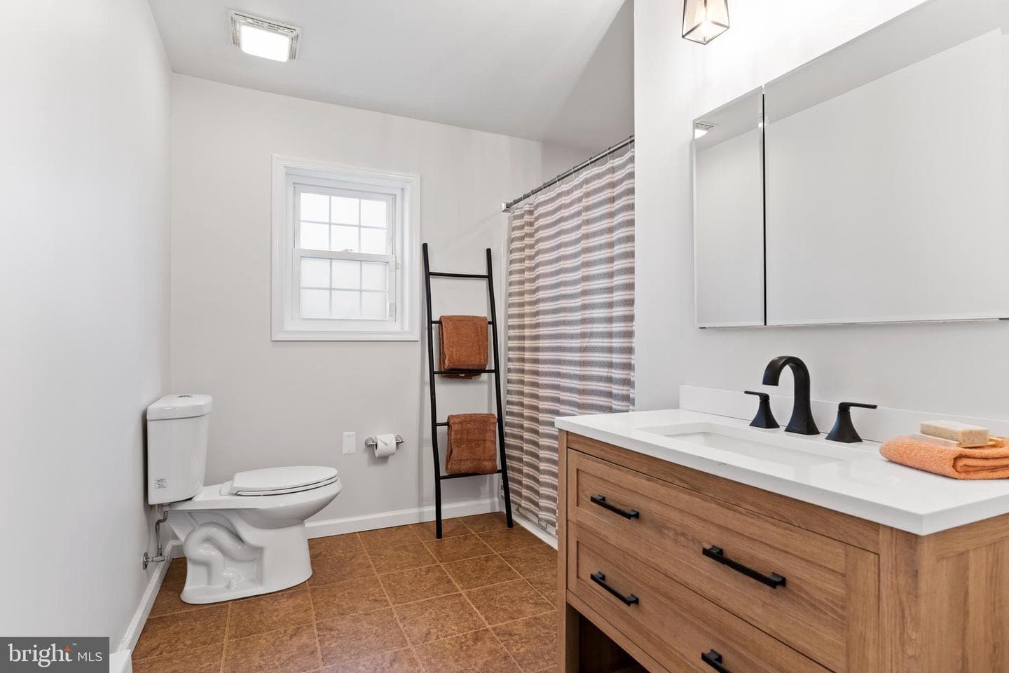 3102 Schoolhouse Lane photo 16