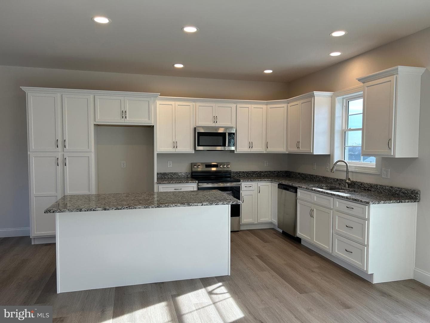 168 Magnolia Drive photo 16