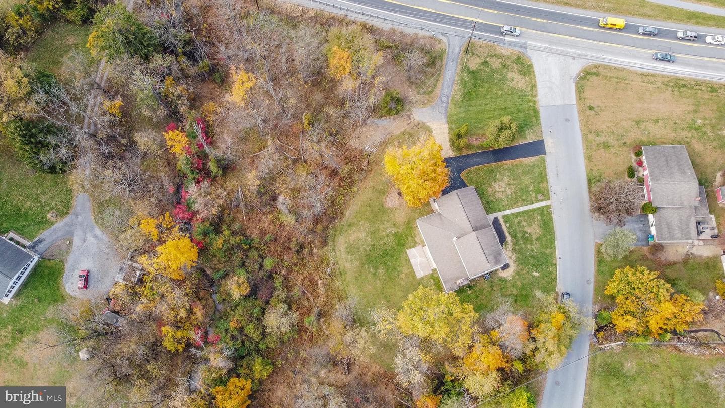 2198 Gale Drive photo 12