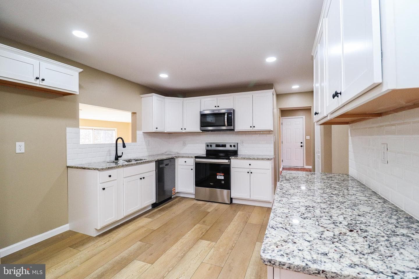 2198 Gale Drive photo 23