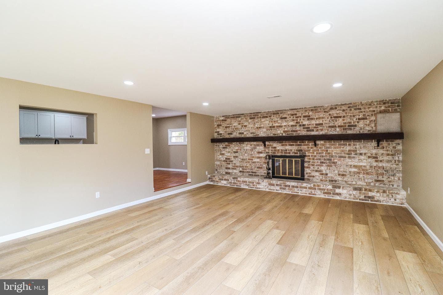 2198 Gale Drive photo 34