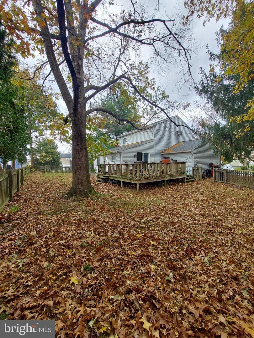 2009 Laurel Glen Drive photo 10