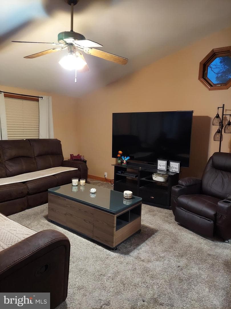 2009 Laurel Glen Drive photo 2