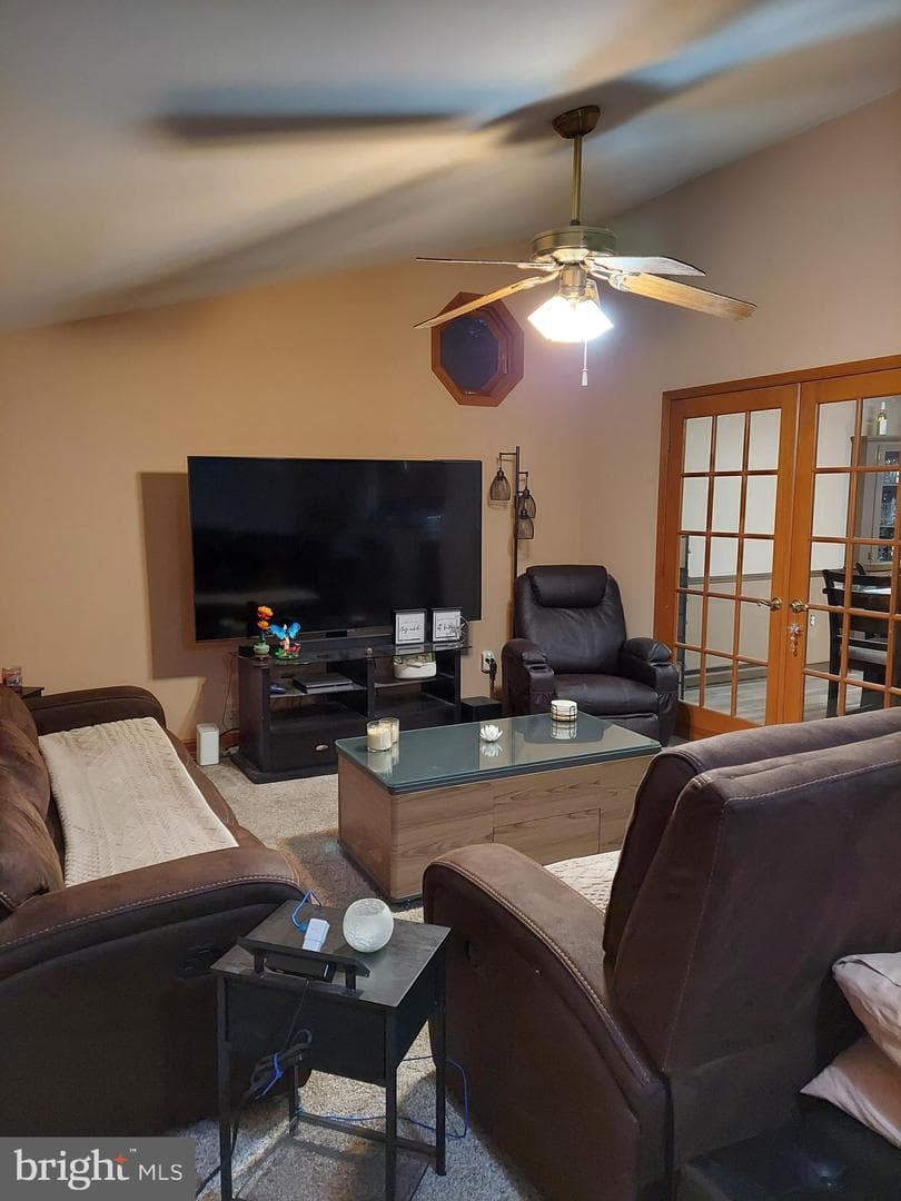 2009 Laurel Glen Drive photo 3
