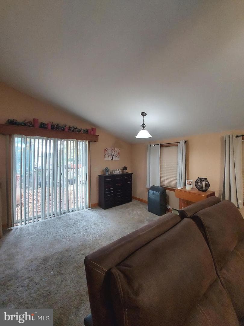2009 Laurel Glen Drive photo 4