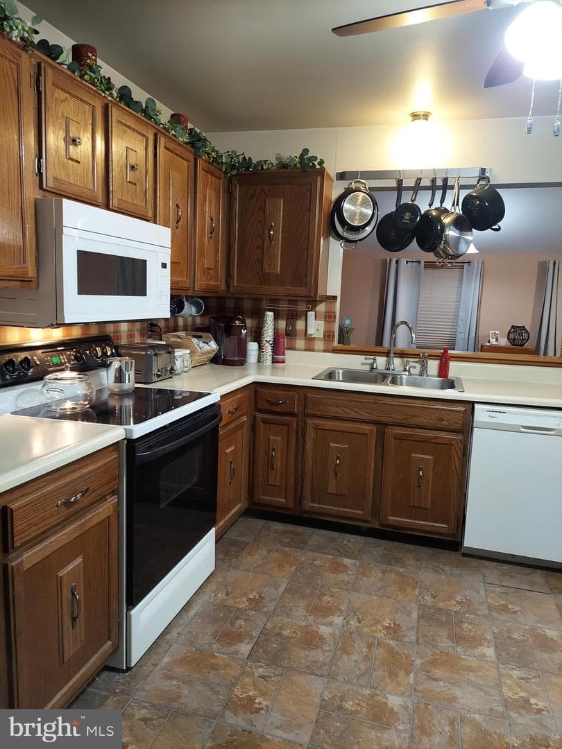 2009 Laurel Glen Drive photo 7