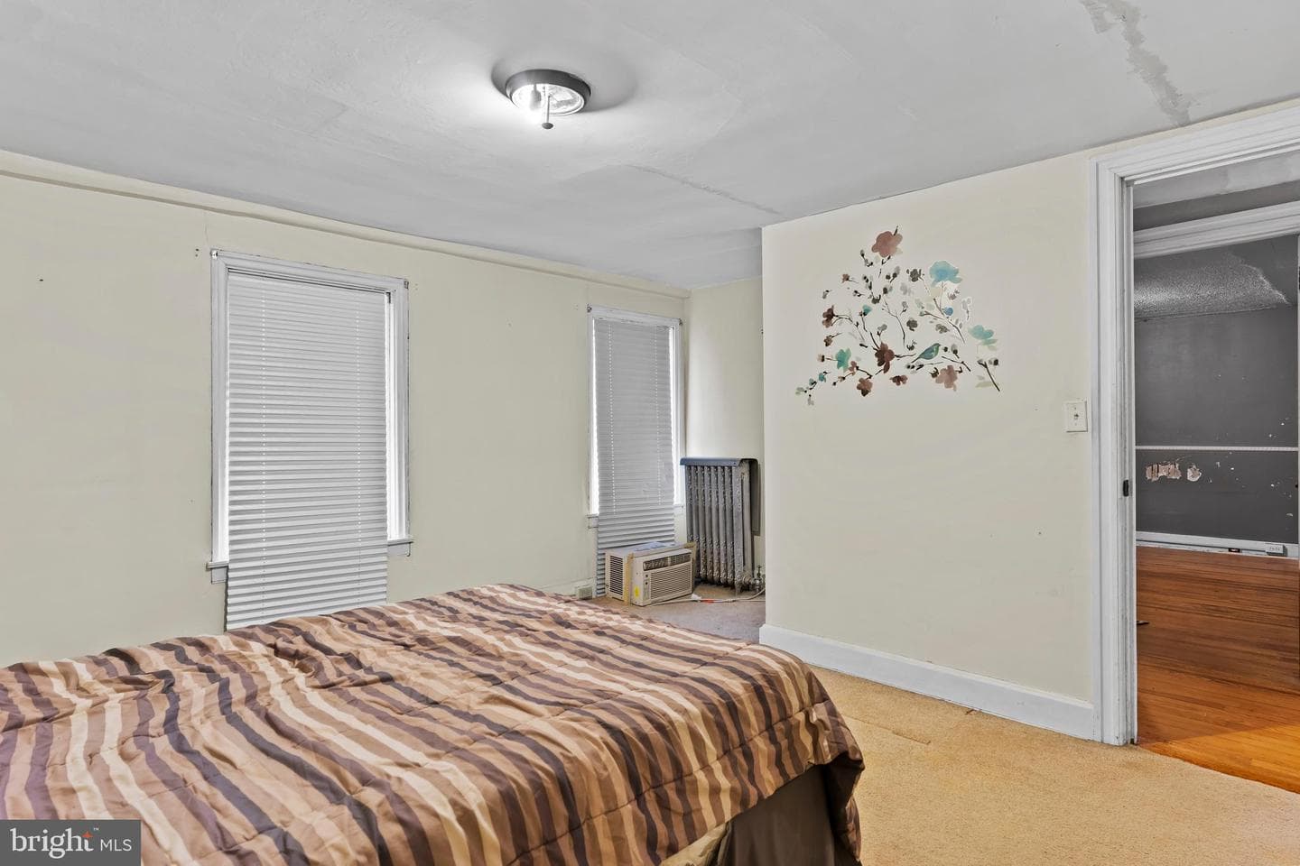 328 N Spring Street photo 26