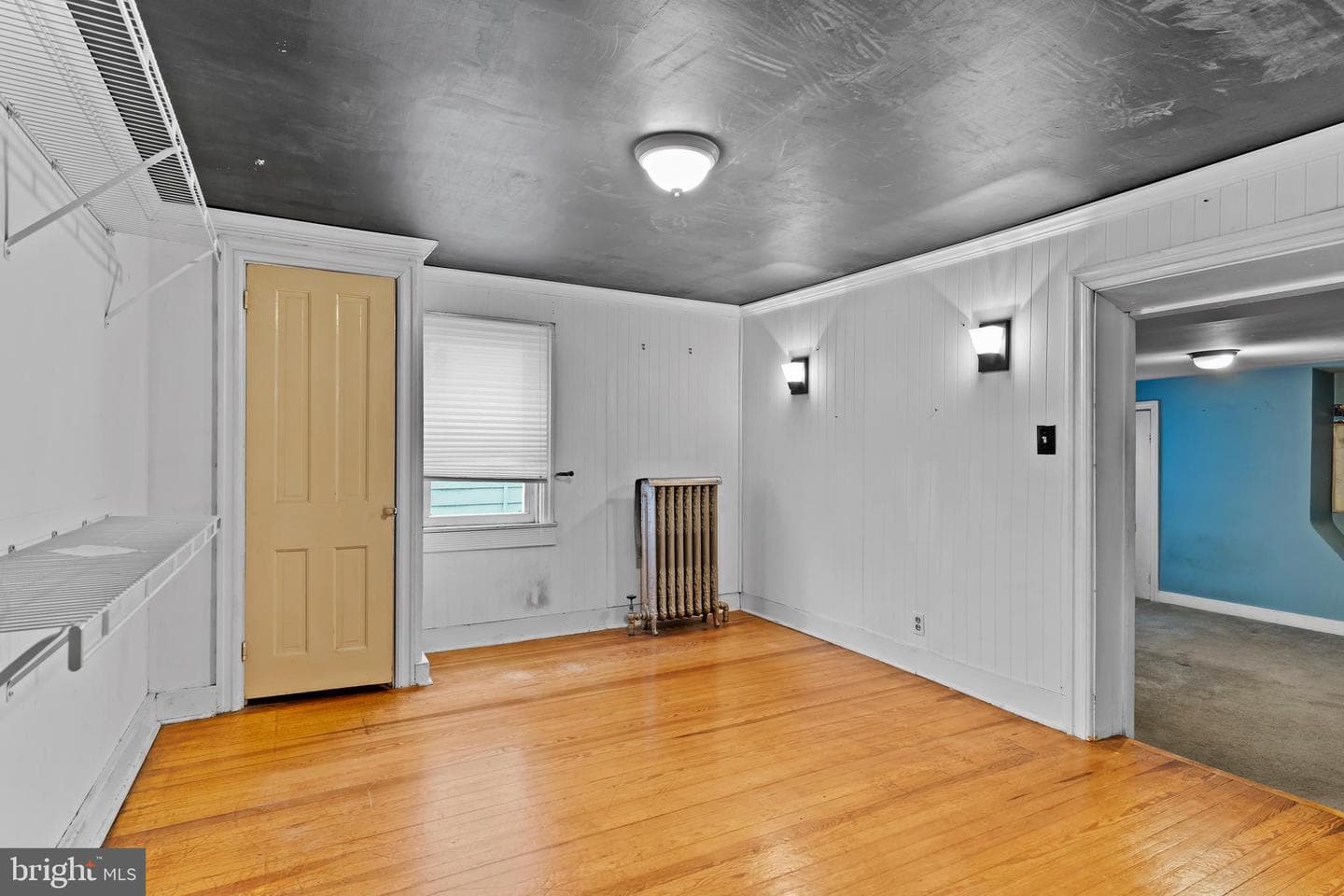 328 N Spring Street photo 27