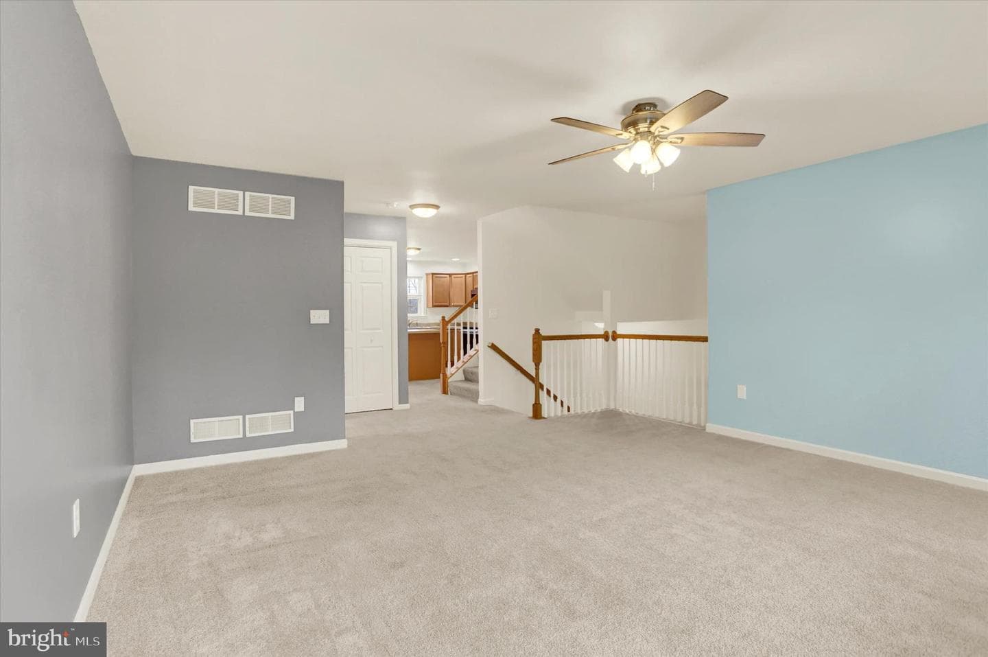 9089 Joyce Lane photo 16